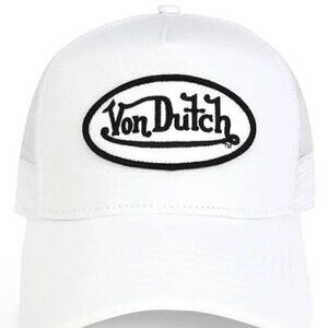 Von Dutch Trucker Hat White Embroidered Logo Patch Snapback Mesh NWT!